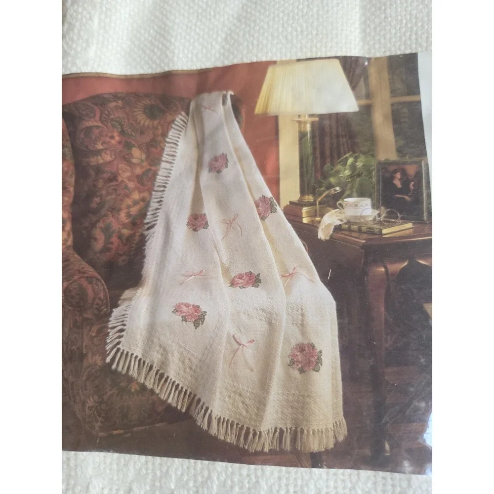 Charles Craft Lady Elizabeth Afghan 14 ct Cross Stitch Blanket Blank 48
